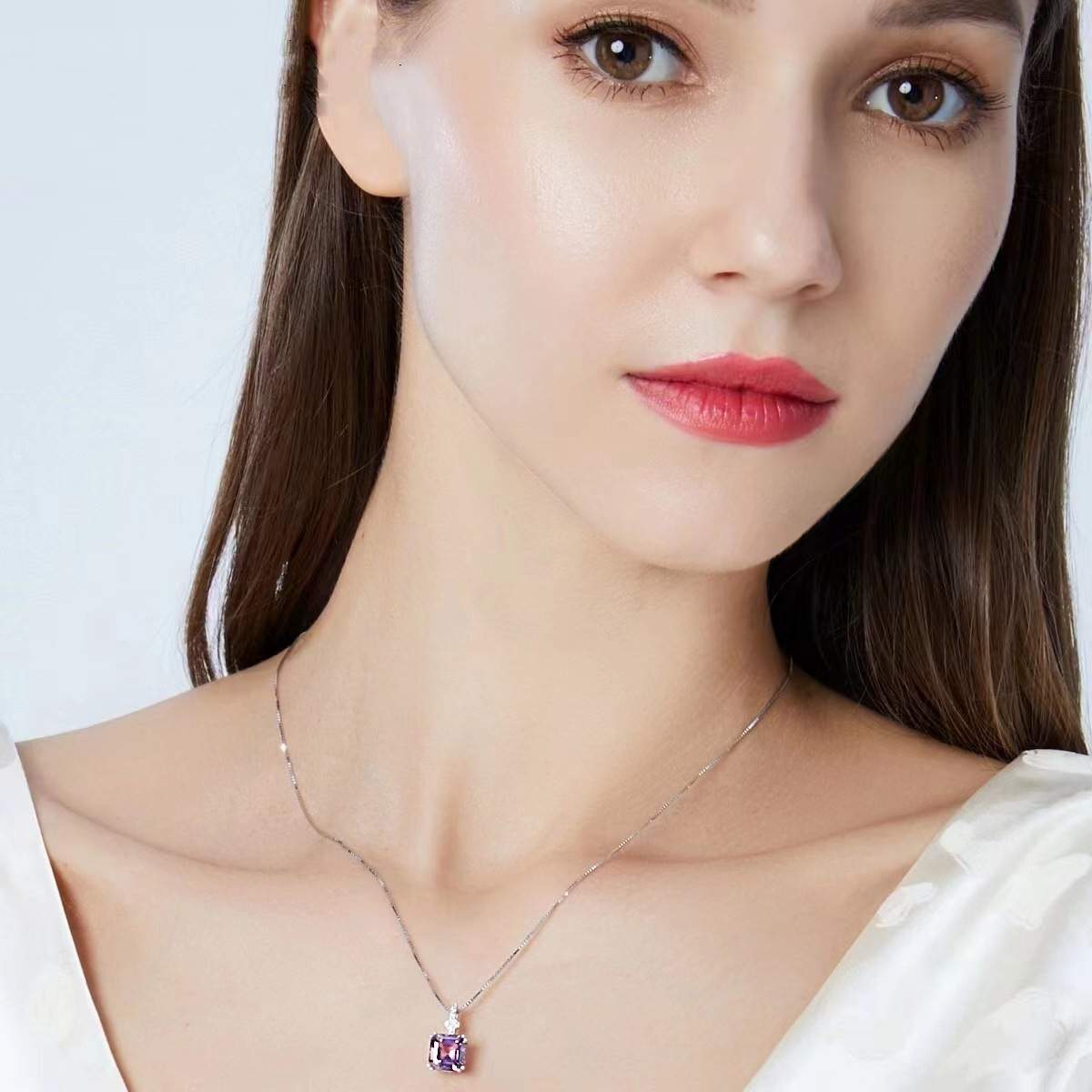 Dames Halsketting Met 925 Sterling Zilver en Roos Morganite Edelstaan als Hanger 40+5 Cm Lonna