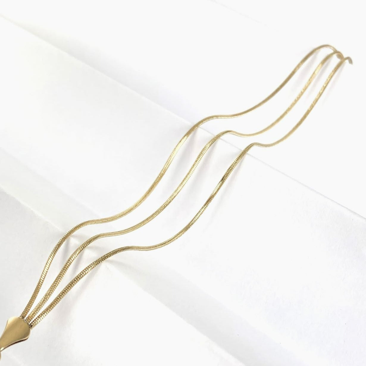 Dames Armband Set - 3 Goudkleurige Stainless Steel Armbanden met 3 Platte Strengen - Ola Collectie