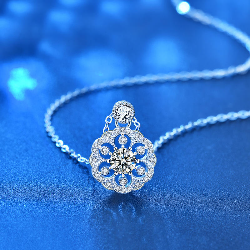 Dames Halsketting Met 925 Sterling Zilver en Witte Morganite Edelsteen als Hanger 40+5 Cm Loresa